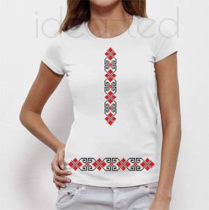 women t-shirt with embroidery